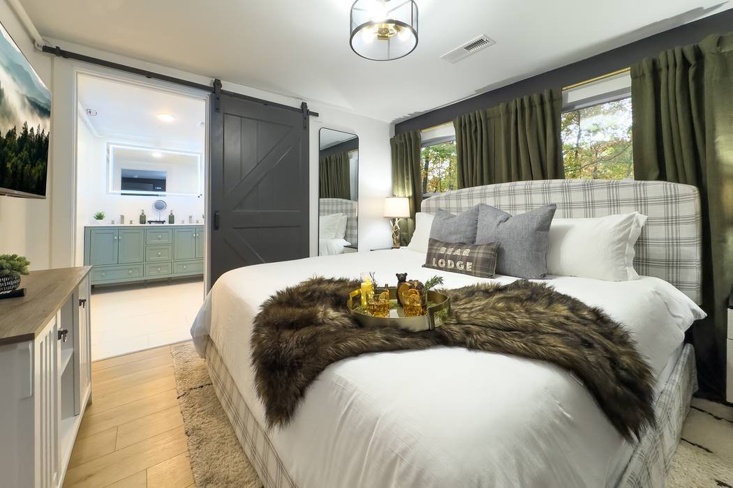Vacation-rental photography by Pic Me STR Photography